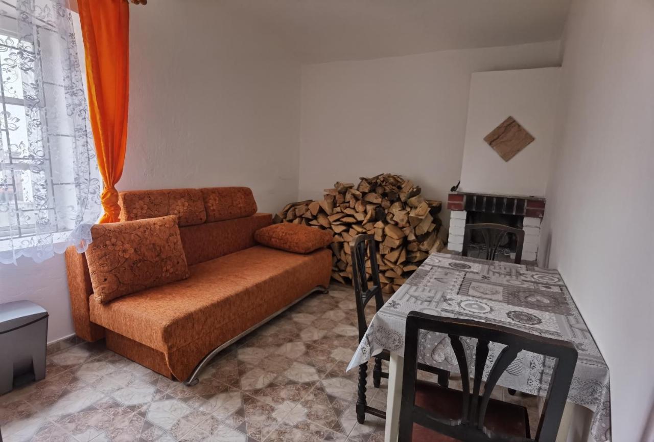 U Cerneho Orla Apartment Vidnava ภายนอก รูปภาพ